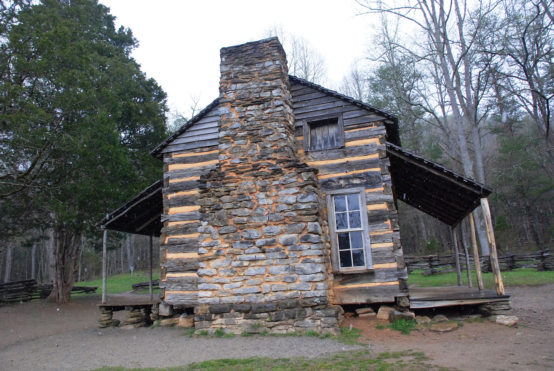 Historic cabin · Cades Cove, Tennessee